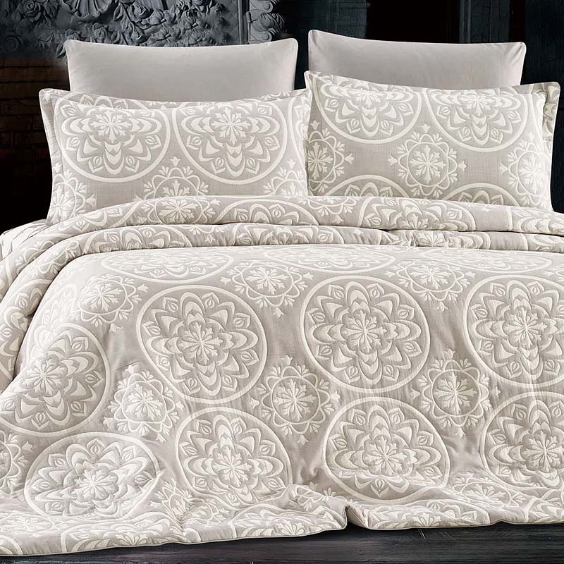 High-Quality Jacquard Comforter